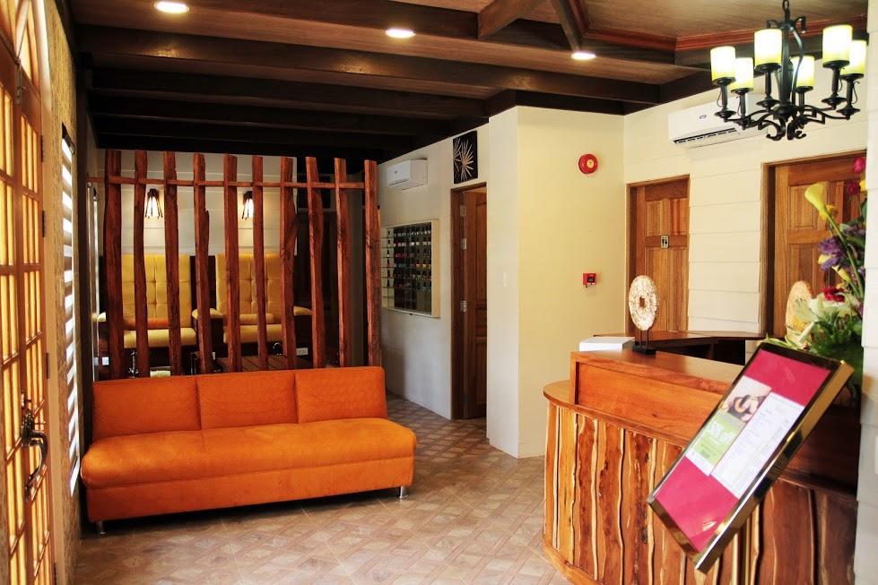 Batangas Country Club Hotel Exterior photo